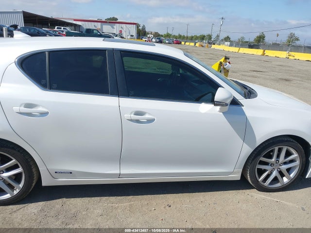 Lexus 2zr-fxe+3jm 2015 JTHKD5BH9F2218947 Image 13