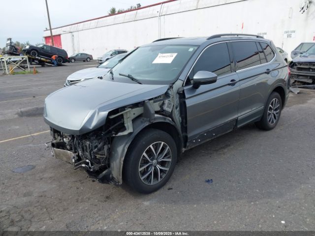 2018 VOLKSWAGEN TIGUAN 3VV2B7AX7JM206097 Photo 1