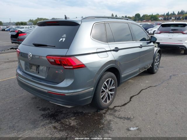 2018 VOLKSWAGEN TIGUAN 3VV2B7AX7JM206097 Photo 3