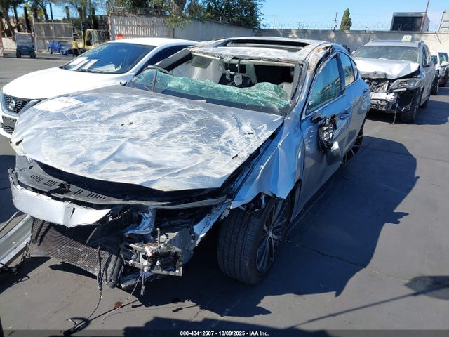 Lexus ES 300H 2024 58ADA1C11RU045581 Image 6