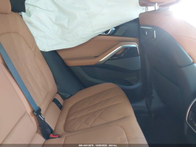 2025 BMW X6 5UX33EX05S9V60343 Photo 7