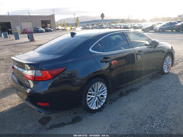 58ABK1GG2GU004828 Lexus ES 350