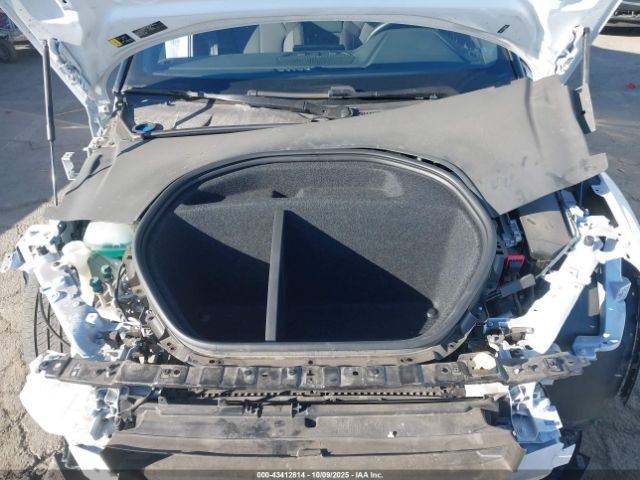 2024 POLESTAR 2 YSMFE3KA9RL231563 Photo 9