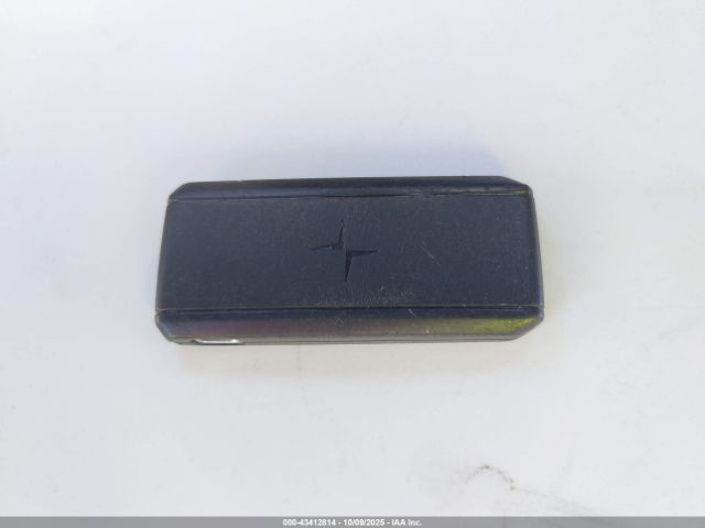 2024 POLESTAR 2 YSMFE3KA9RL231563 Photo 10