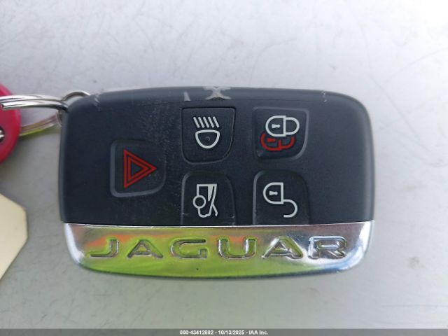 2017 JAGUAR F-TYPE SAJWA6AT4H8K45627 Photo 10