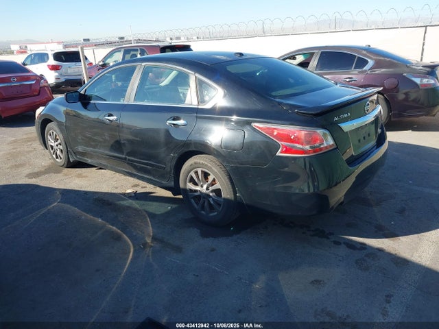 1N4AL3AP7FN904535 Nissan 2015