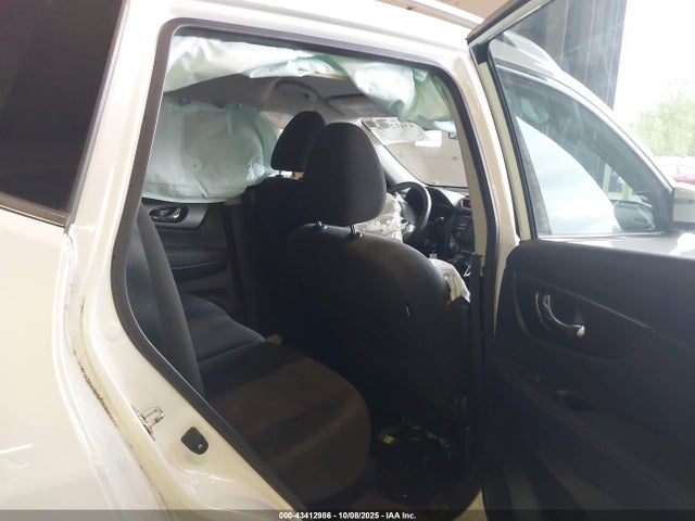 KNMAT2MV4GP667636 Nissan ROGUE S