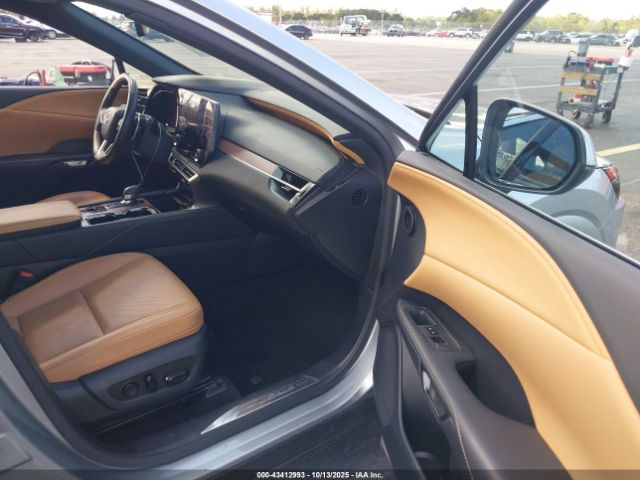 2024 LEXUS RX 350 JTJCHMAA2R2013108 Photo 4