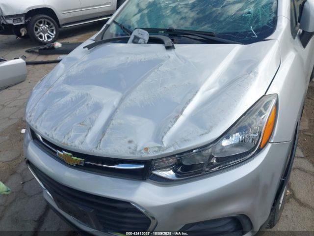 2022 CHEVROLET TRAX KL7CJKSM3NB525438 Photo 5