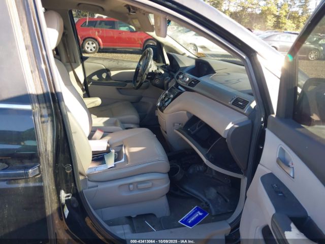 2011 HONDA ODYSSEY 5FNRL5H68BB008081 Photo 4