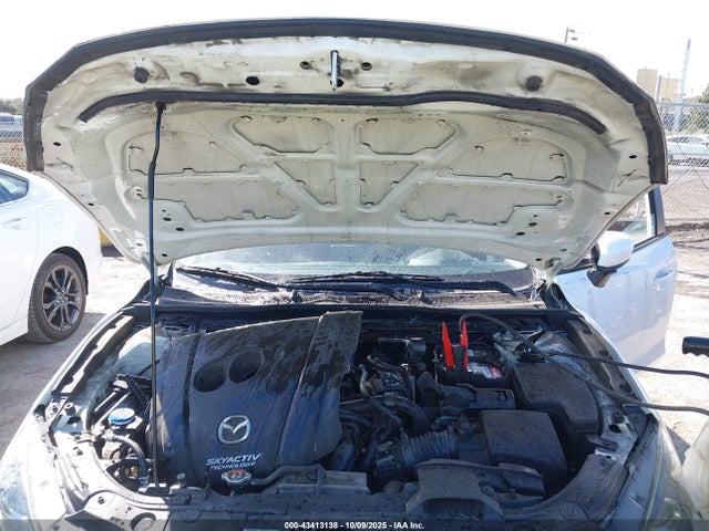 JM1BM1T71G1308326 Mazda pe