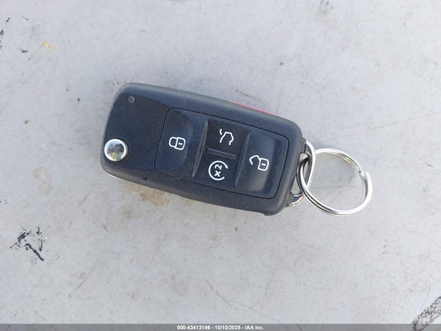 1VWCT7A36HC054867 Volkswagen Passat 1.8t Sel Premium