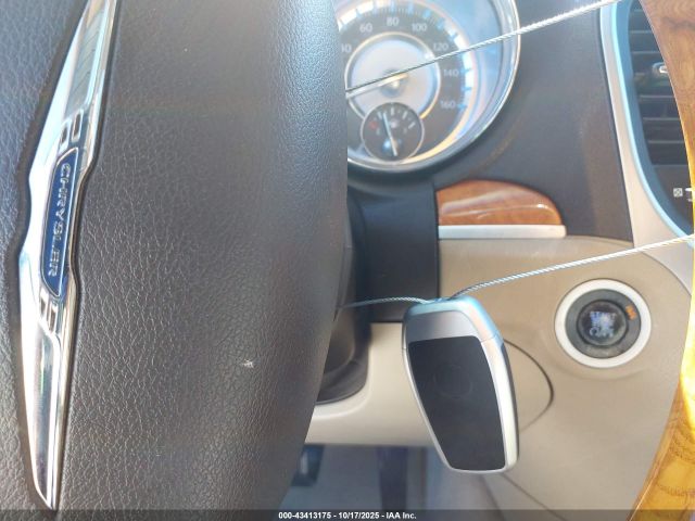 2012 CHRYSLER 300C 2C3CCAET6CH274854 Photo 10