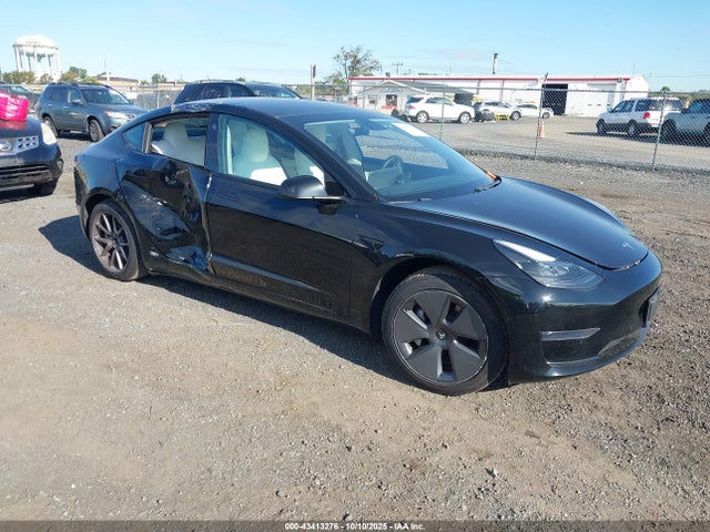 2021 TESLA MODEL 3 5YJ3E1EA9MF915989 Photo 0