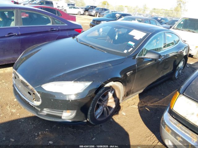 2013 TESLA MODEL S 5YJSA1CN0DFP07724 Photo 1