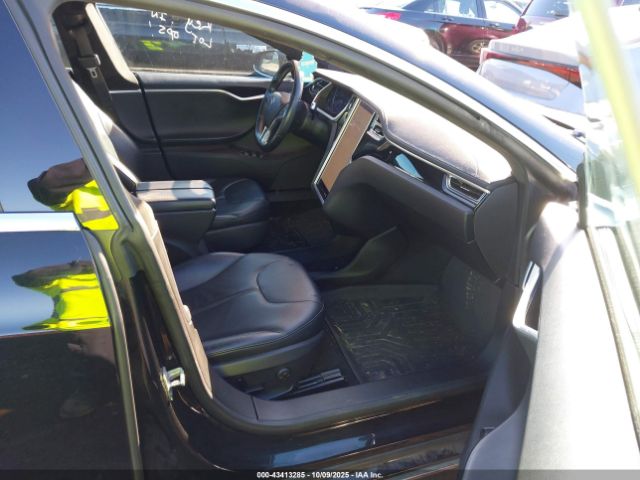 2013 TESLA MODEL S 5YJSA1CN0DFP07724 Photo 4