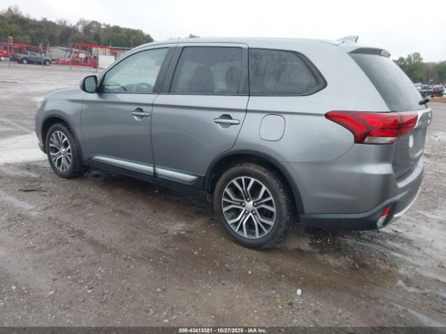 2018 MITSUBISHI OUTLANDER JA4AZ3A30JJ003443 Photo 2