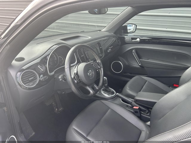 3VWJ17ATXFM638584 Volkswagen Beetle