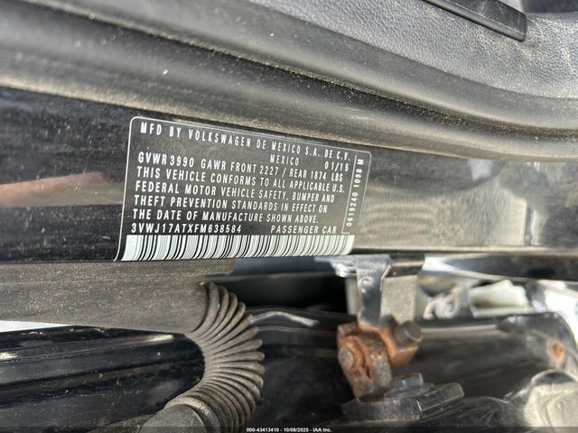 3VWJ17ATXFM638584 Volkswagen Beetle