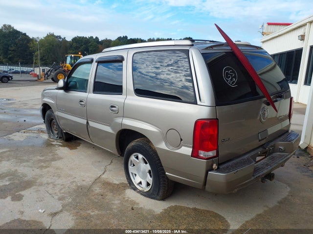 2002 CADILLAC ESCALADE 1GYEK63N62R135972 Photo 2