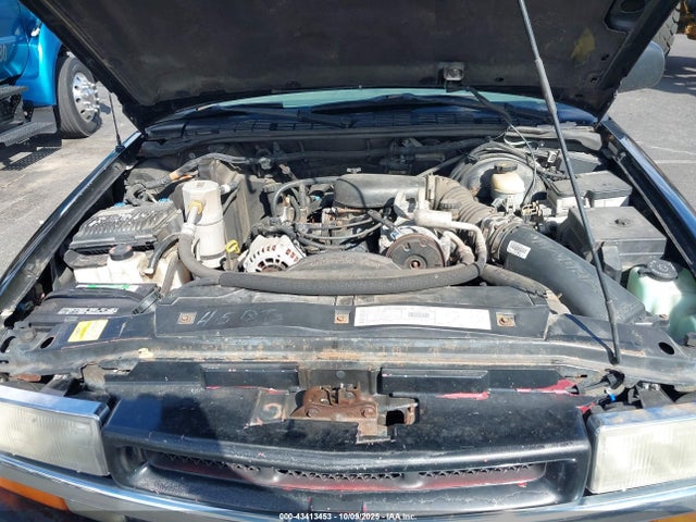 2000 CHEVROLET BLAZER 1GNDT13W5Y2354621 Photo 9