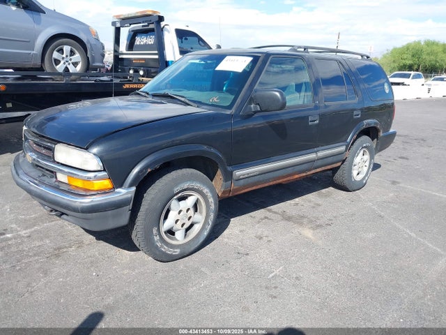 2000 CHEVROLET BLAZER 1GNDT13W5Y2354621 Photo 1