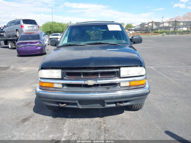 2000 CHEVROLET BLAZER 1GNDT13W5Y2354621 Photo 5