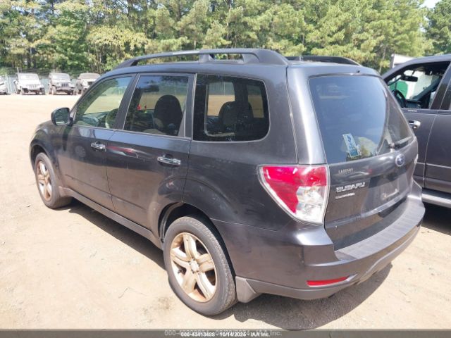 2010 SUBARU FORESTER JF2SH6CC1AH723189 Photo 2