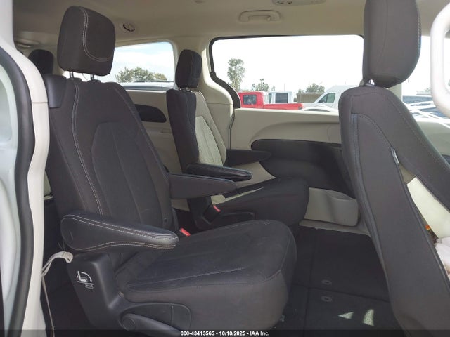 Продажа на аукционе авто 2023 Chrysler Voyager Lx, vin: 2C4RC1CG2PR574774, номер лота: 43413565