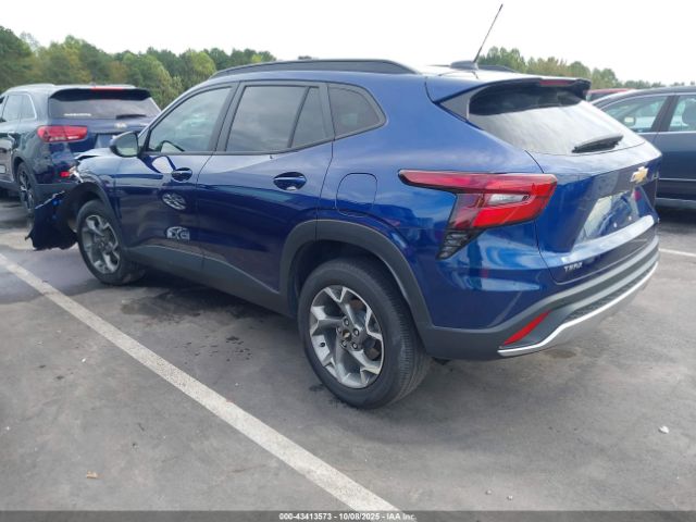 2024 CHEVROLET TRAX KL77LHE27RC204415 Photo 2