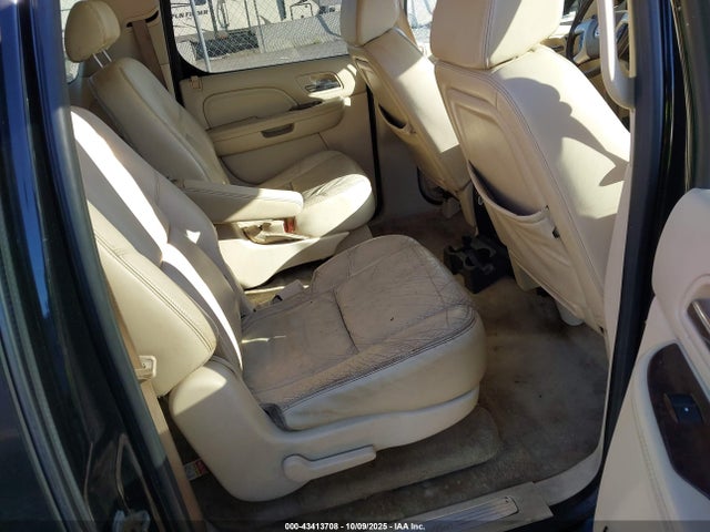 2008 CADILLAC ESCALADE ESV 1GYFK66888R245800 Photo 7