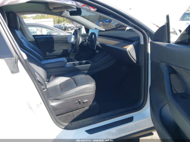 2021 TESLA MODEL Y 5YJYGAEE0MF148519 Photo 4