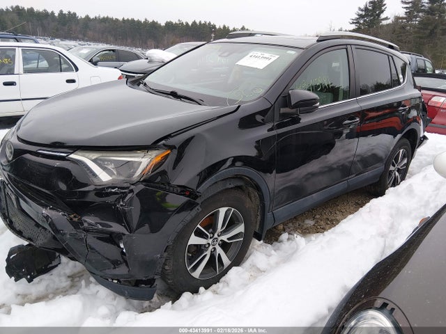 2018 TOYOTA RAV4 2T3RFREV9JW728346 Photo 1