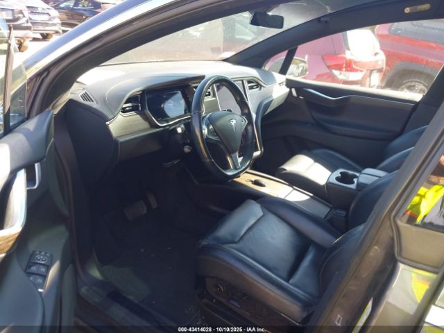2016 TESLA MODEL X 5YJXCBE26GF005047 Photo 4