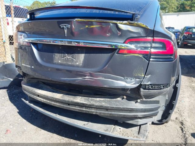 2016 TESLA MODEL X 5YJXCBE26GF005047 Photo 5