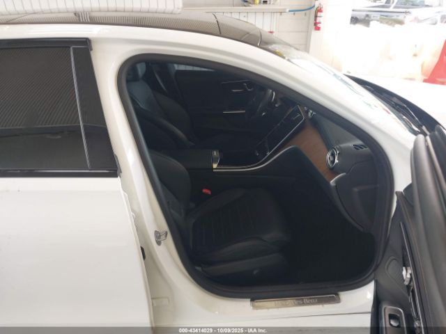2023 MERCEDES-BENZ C 300 W1KAF4GB2PR071486 Photo 4