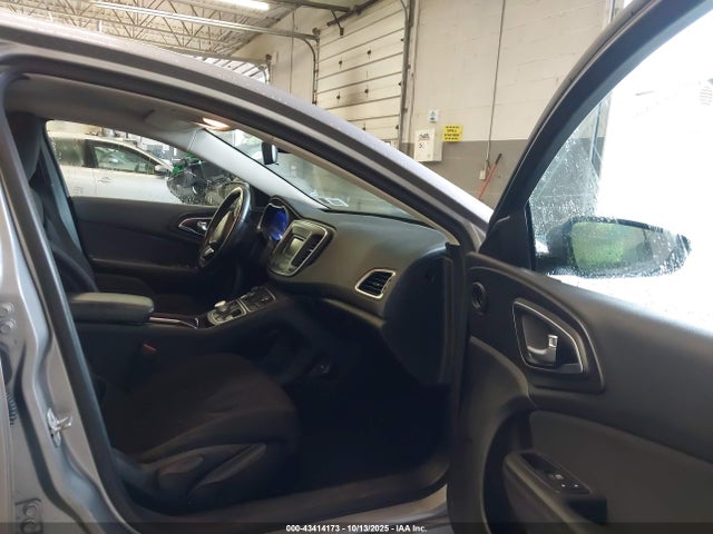 Aukcja sprzedaży 2015 Chrysler 200 Limited, vin: 1C3CCCAB2FN725377, numer aukcji: 43414173