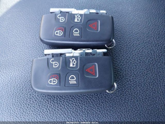 2017 JAGUAR XF SAJBG4BV6HCY34659 Photo 10