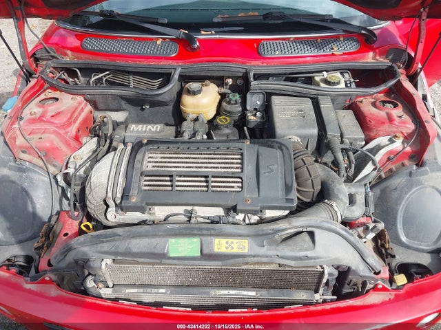 2006 MINI COOPER S WMWRE33506TN28871 Photo 9