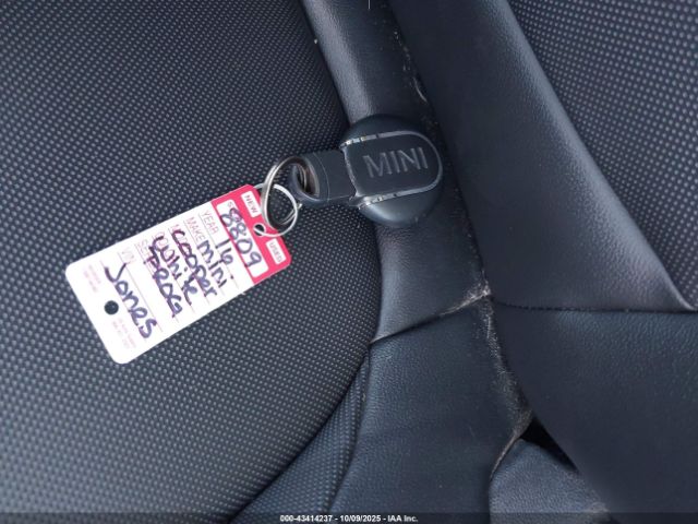 2016 MINI HARDTOP WMWXU1C5XG2D09554 Photo 10