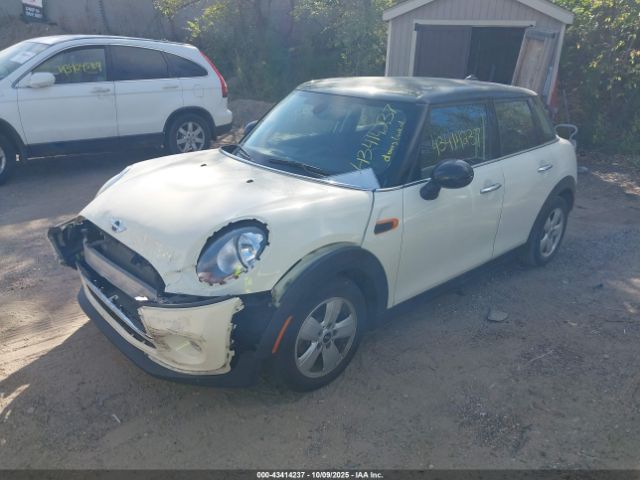2016 MINI HARDTOP WMWXU1C5XG2D09554 Photo 1