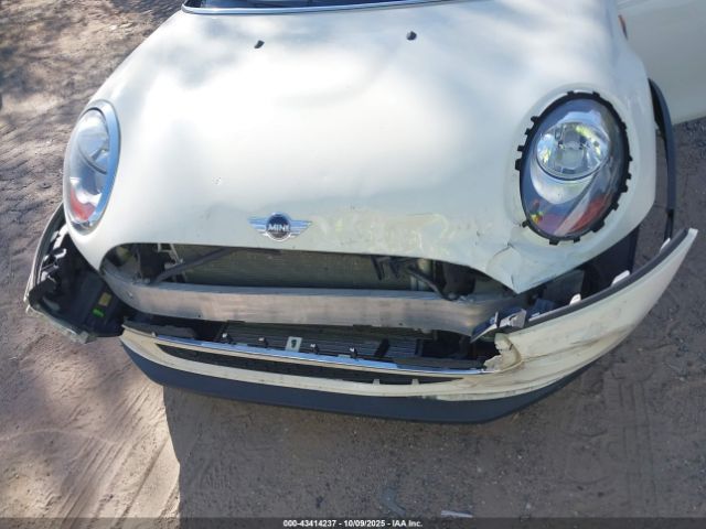 2016 MINI HARDTOP WMWXU1C5XG2D09554 Photo 5