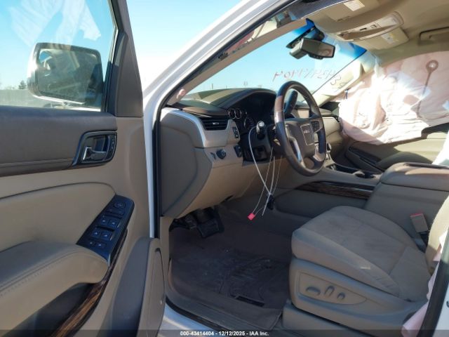 2016 GMC YUKON XL 1GKS1FKC3GR109689 Photo 4