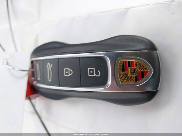 2023 PORSCHE TAYCAN WP0AA2Y11PSA10225 Photo 10