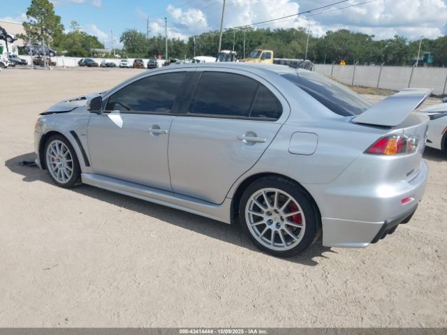 2015 MITSUBISHI LANCER EVOLUTION JA32W8FV0FU006891 Photo 2