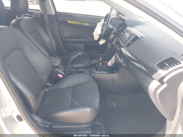2015 MITSUBISHI LANCER EVOLUTION JA32W8FV0FU006891 Photo 4