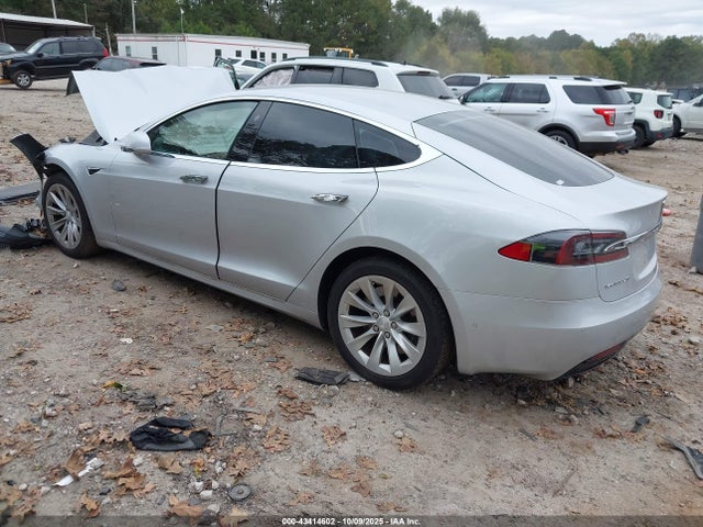 2017 TESLA MODEL S 5YJSA1E18HF188955 Photo 2