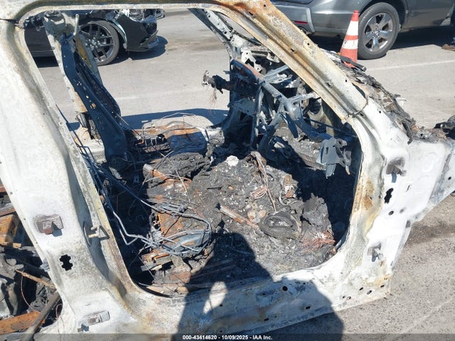 2019 MINI CLUBMAN WMWLN9C58K2H59836 Photo 4