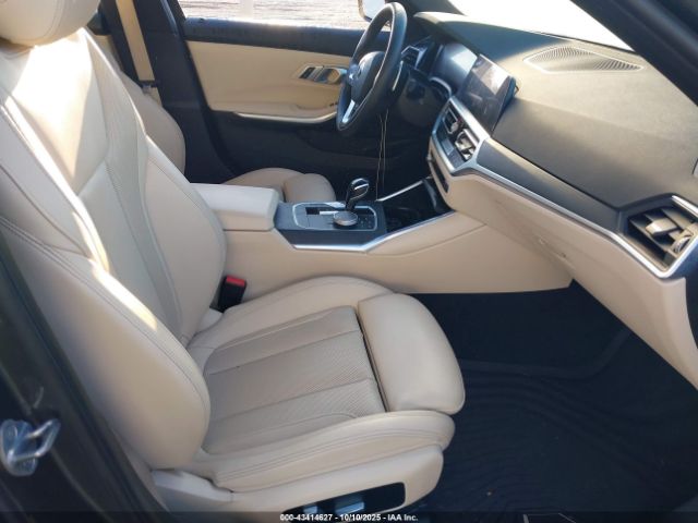 2022 BMW 330I 3MW5R7J05N8C59323 Photo 4