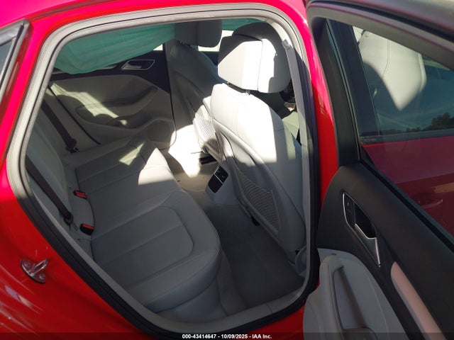2016 AUDI A3 WAUA7GFF9G1053592 Photo 7